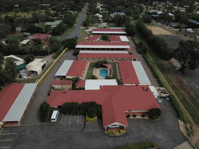 Emerald Explorers Inn Exterior foto
